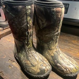 Boys Youth Waterproof Muck Boots